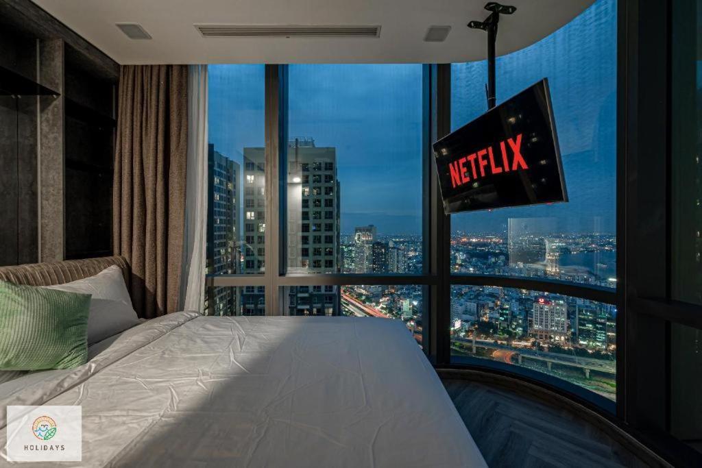 Landmark 81 Holiday Inn