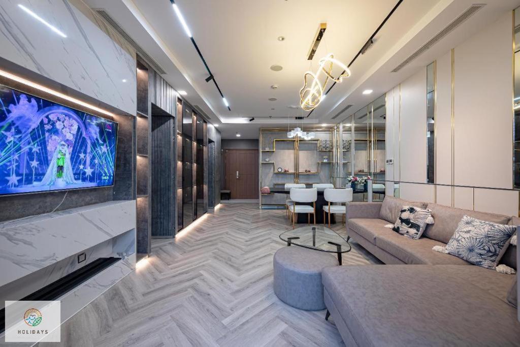Landmark 81 Holiday Inn