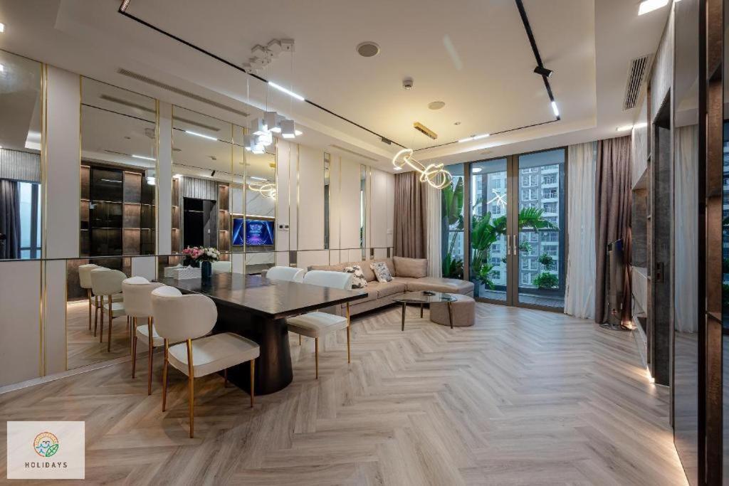 Landmark 81 Holiday Inn