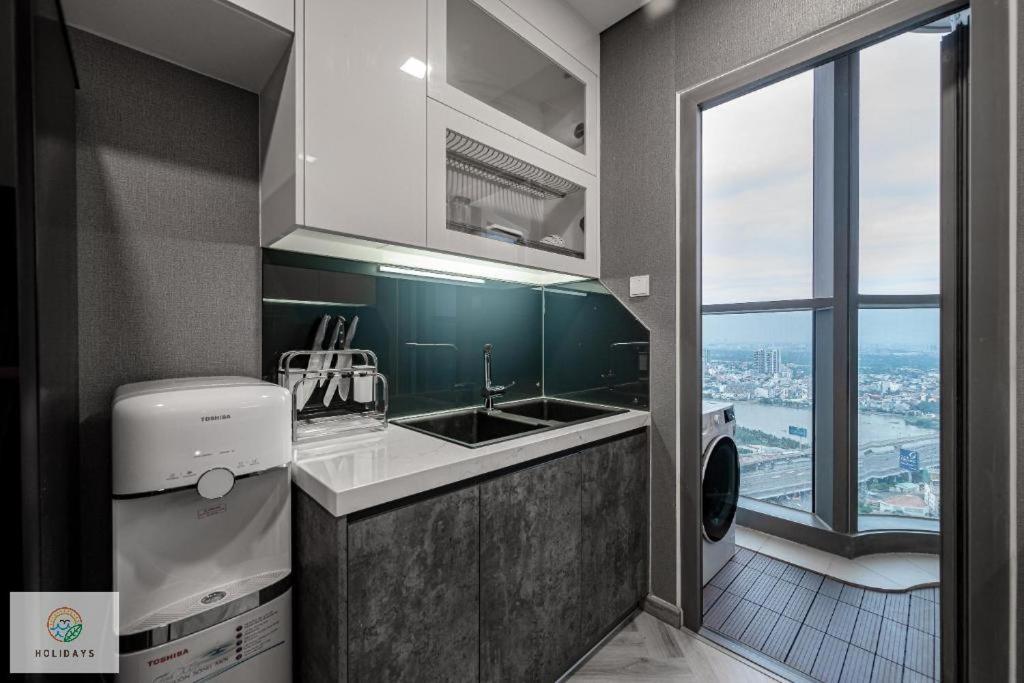 Landmark 81 Holiday Inn