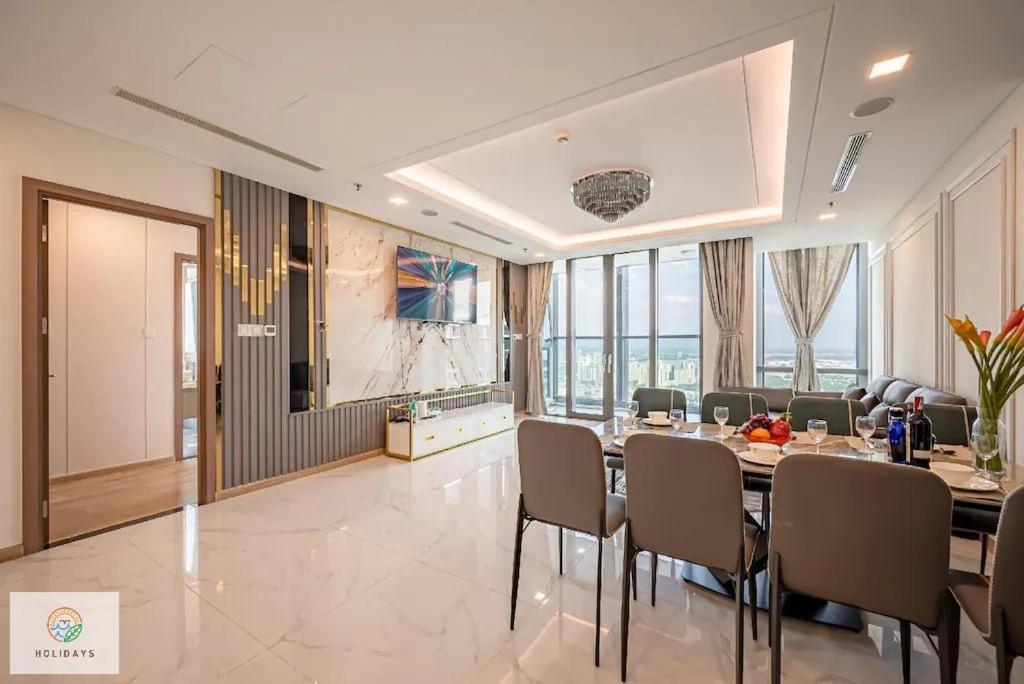 Landmark 81 Holiday Inn