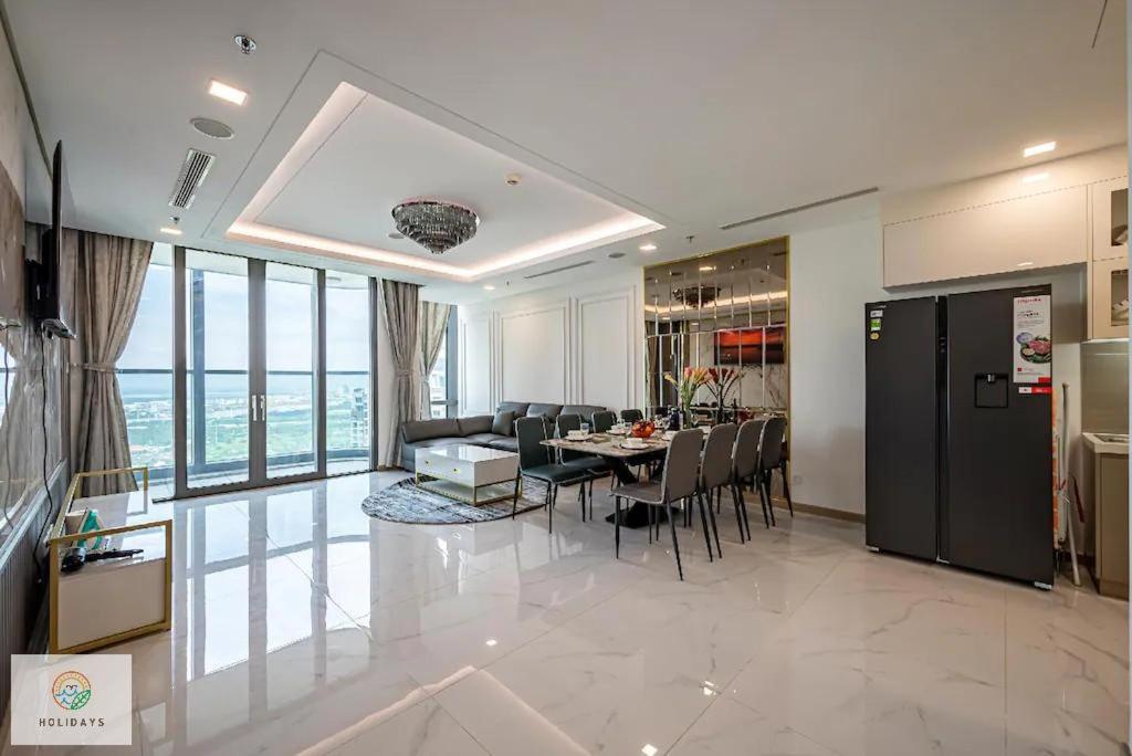 Landmark 81 Holiday Inn