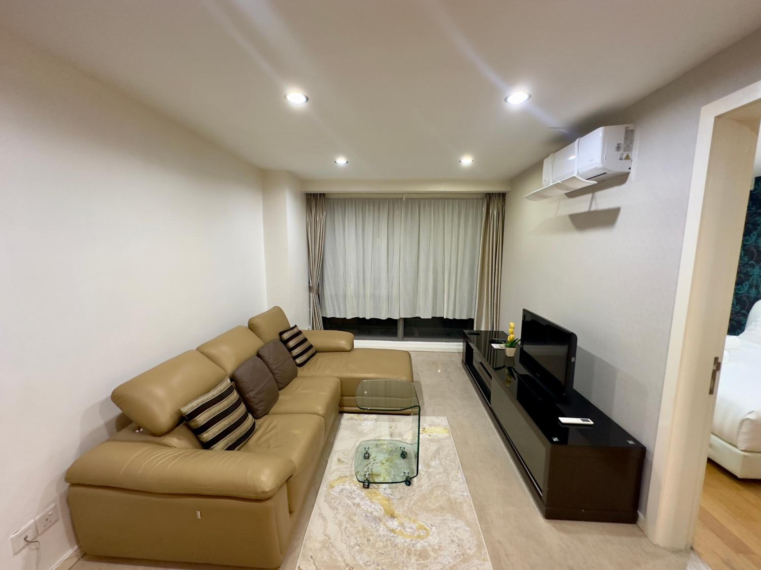 Near Pavilion Bukit Bintang Fairlane KLCC suites by Angel Rose