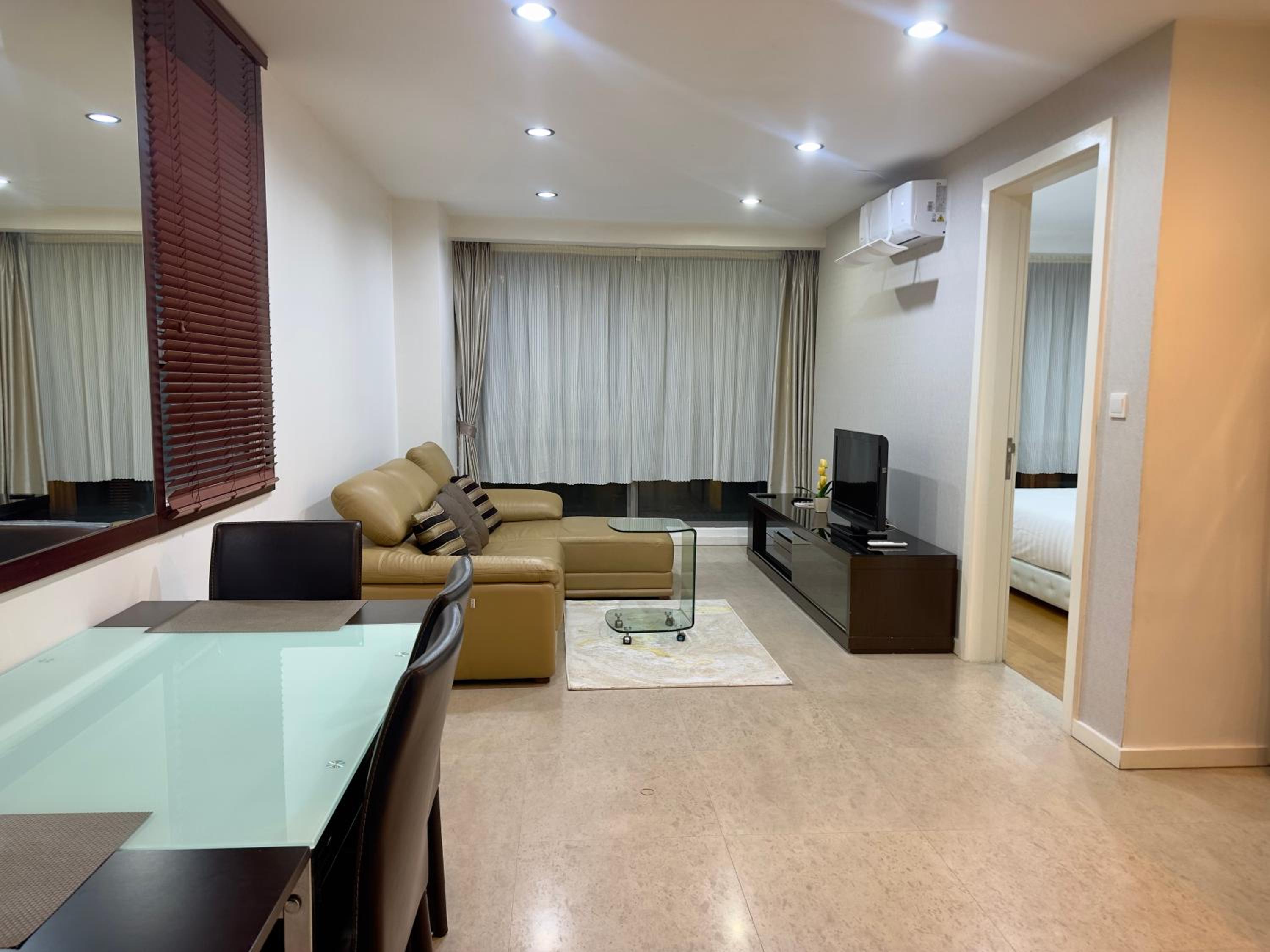 Near Pavilion Bukit Bintang Fairlane KLCC suites by Angel Rose