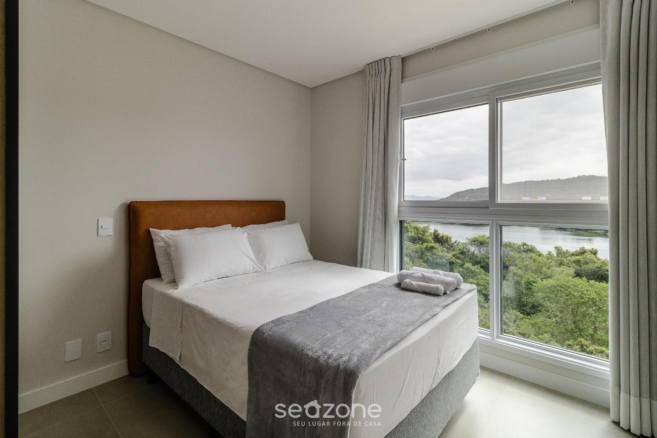 Cond Apartments Vila do Lago in Jurerê - VLO