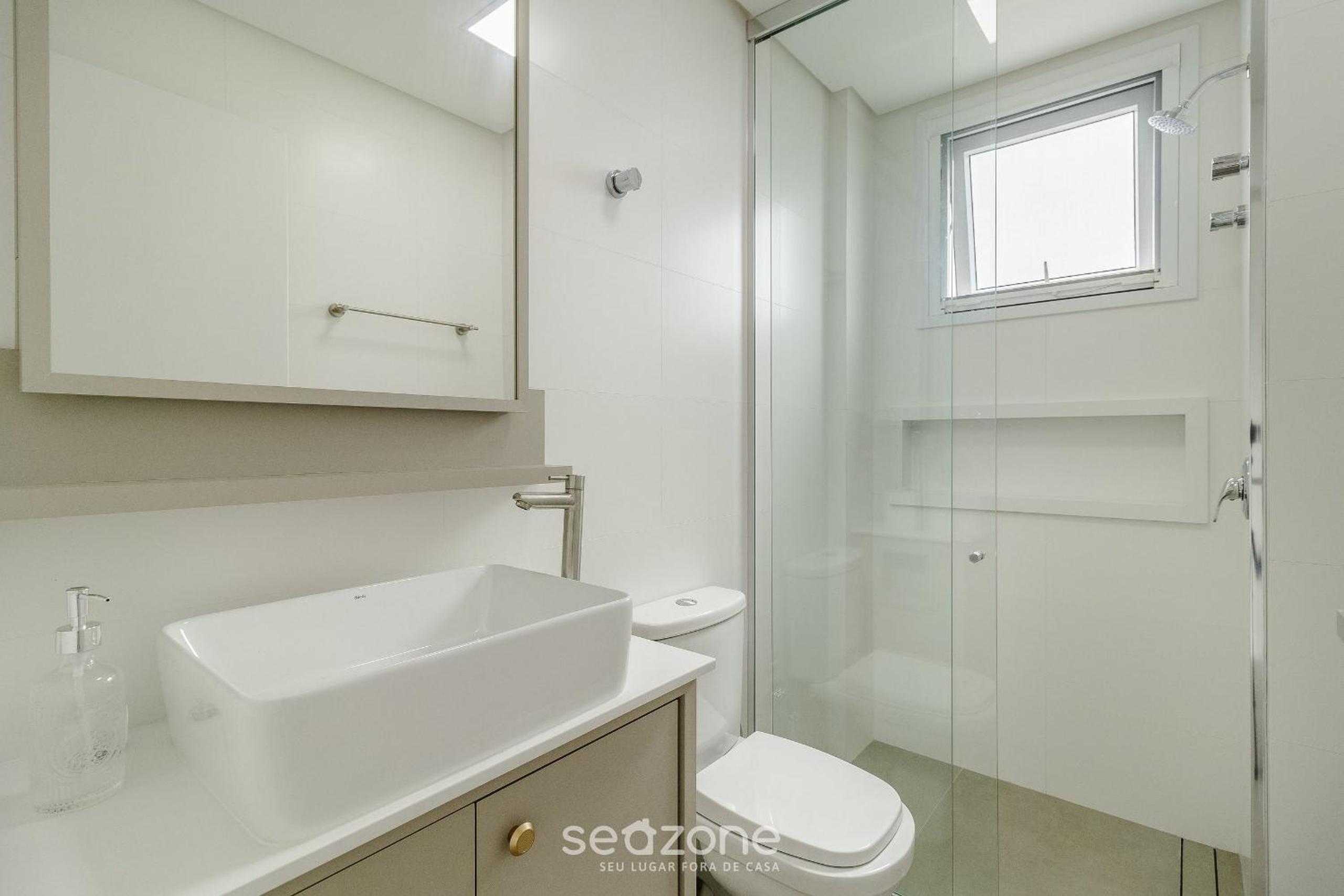 Cond Apartments Vila do Lago in Jurerê - VLO
