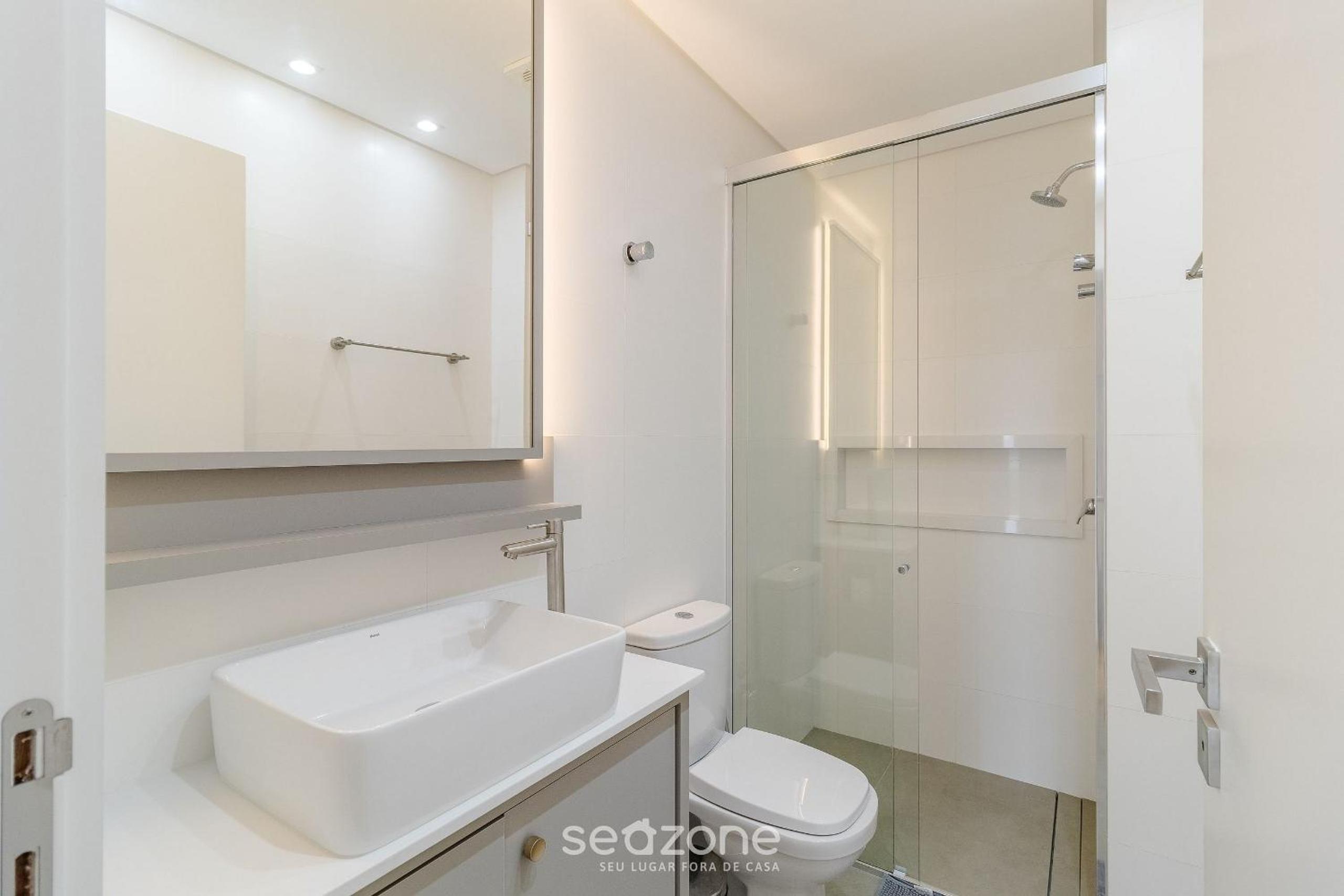 Cond Apartments Vila do Lago in Jurerê - VLO