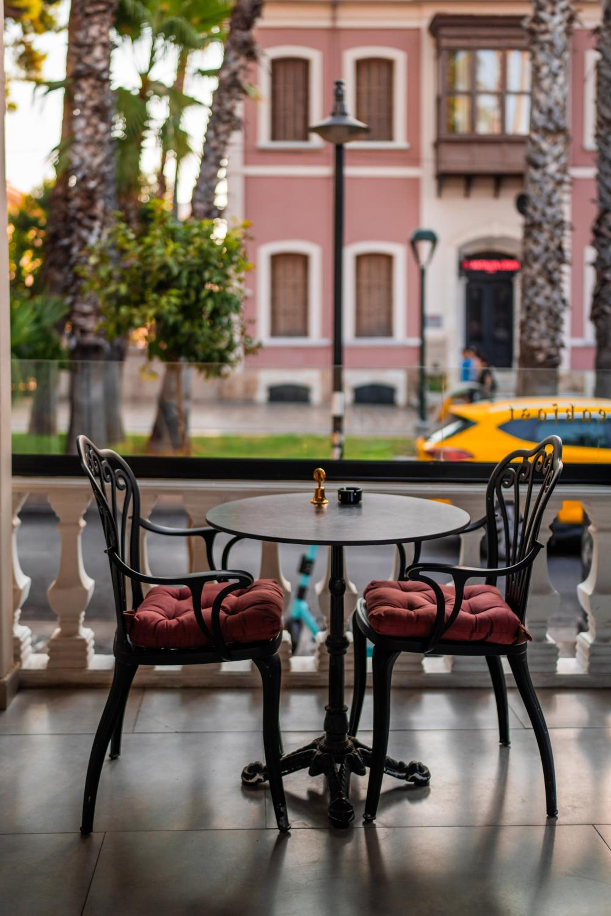 Elegance East Hotel - Image 67