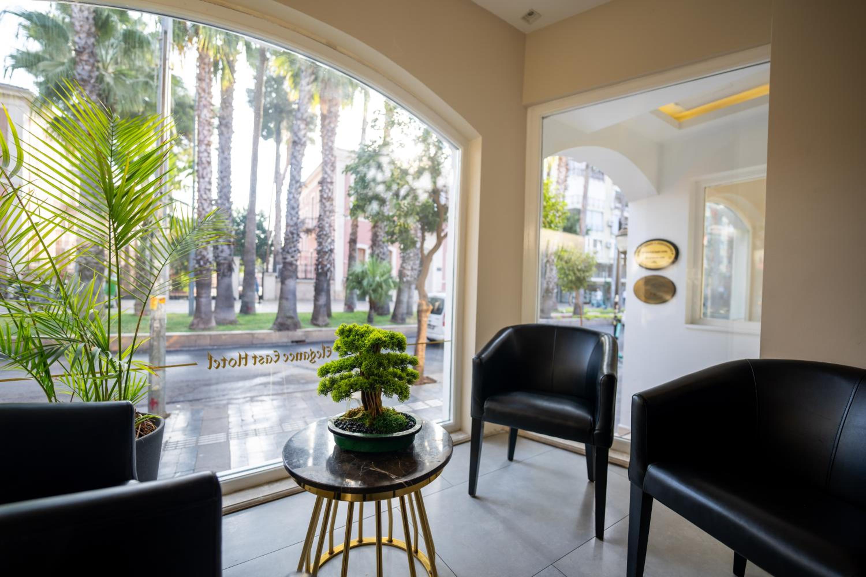 Elegance East Hotel - Image 7