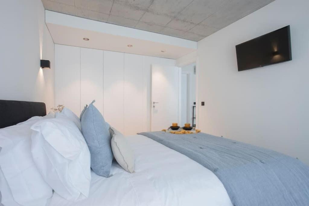 Liiiving in Gaia - Beach Seaside Apartment