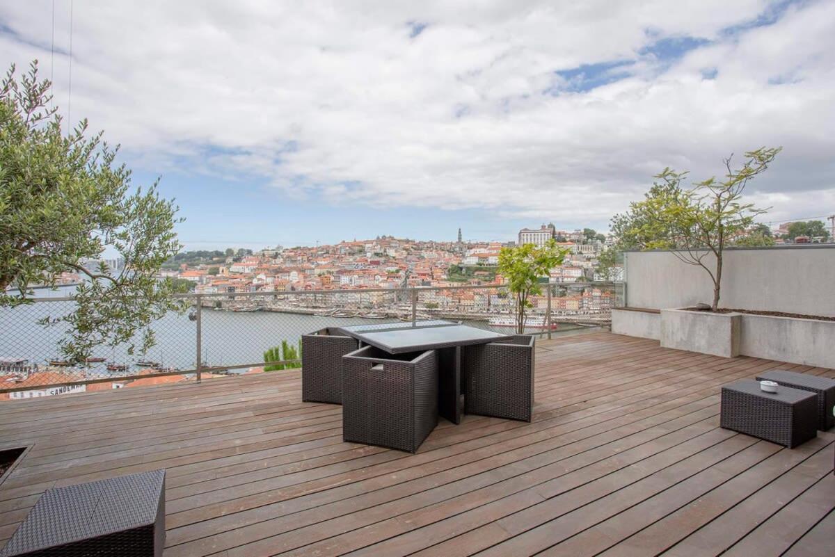 Douro Dream View with Parking by Liiiving