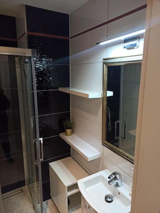 Unique apartment near Charles Bridge