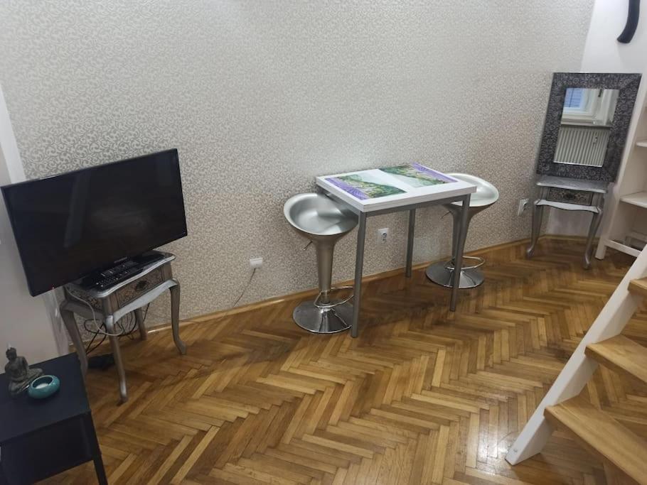 Unique apartment near Charles Bridge