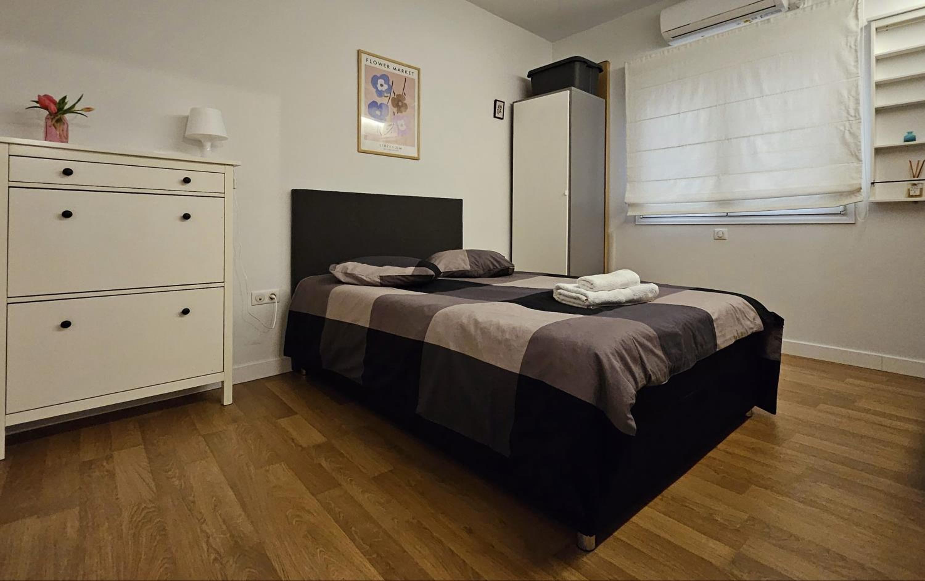 Heart of Faliro 2BR 5m Walk to Beach - Newly Renovated photo 2