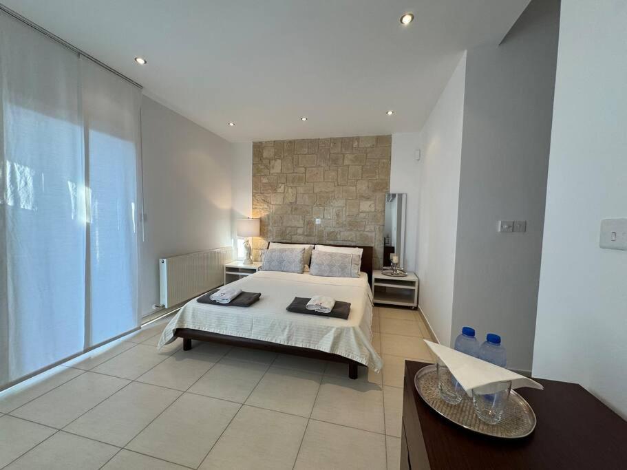 Beautiful Villa in Latchi in the best location!