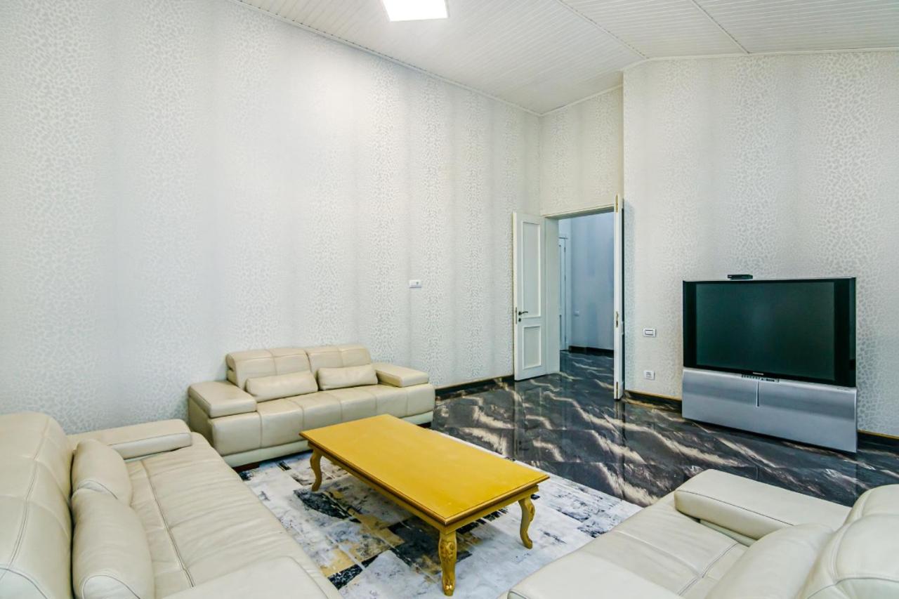 Hotel Apartment Nizami street