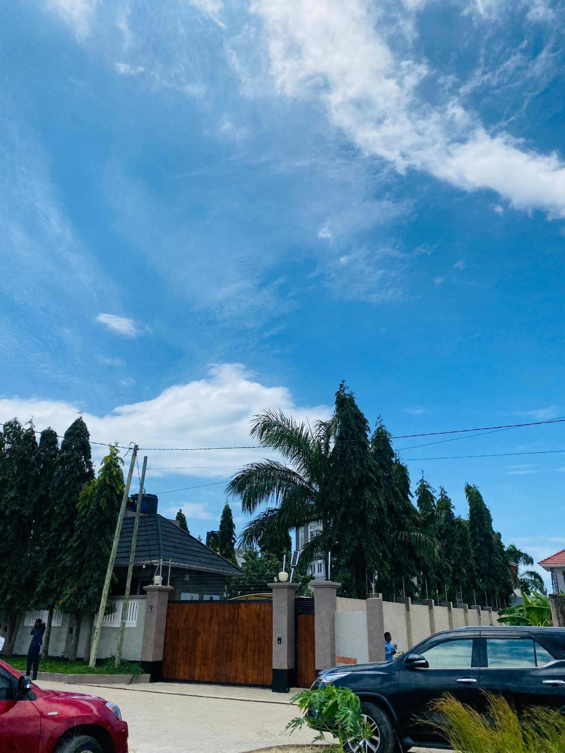 Jacomo Residences