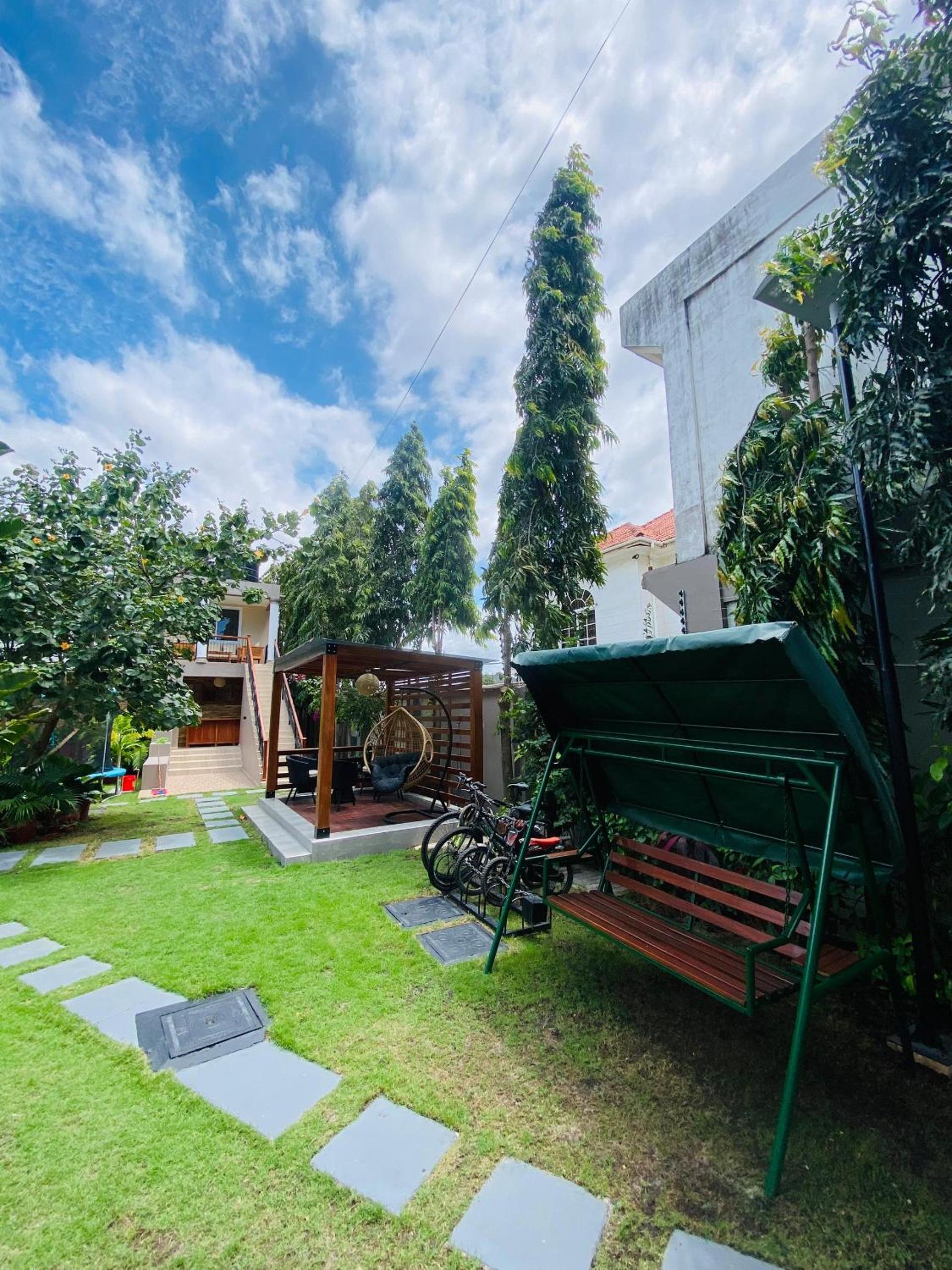 Jacomo Residences