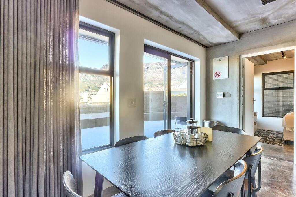 Bo-Kaap Bliss: Ground Floor with Large Patio view 3