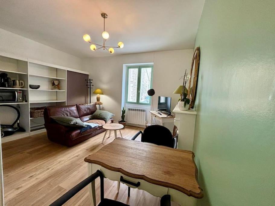 Appartement entre plage de l'Ecluse et place du marché