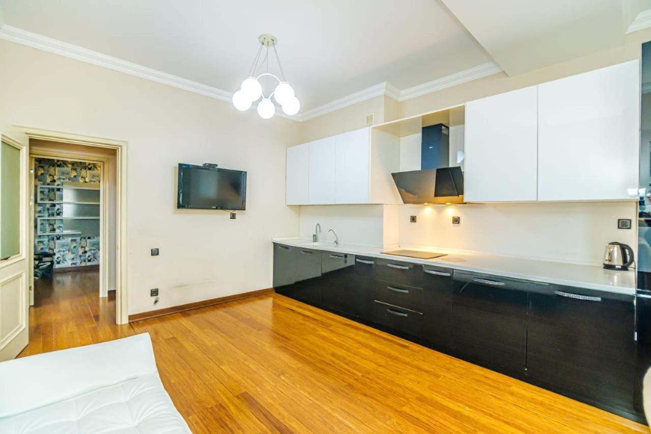 Hotel Apartment Nizami street