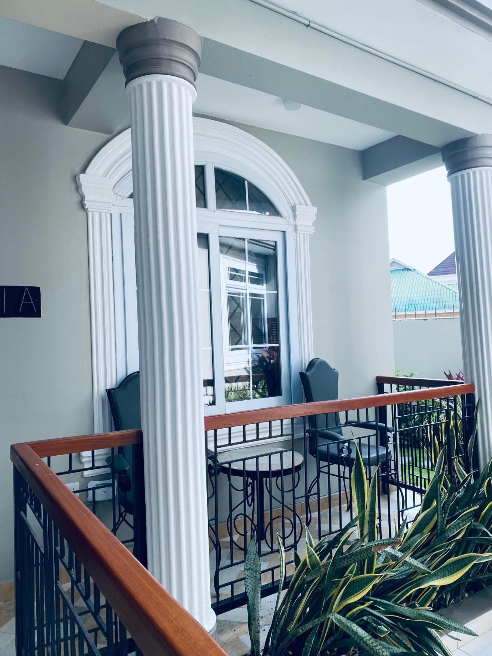 Jacomo Residences
