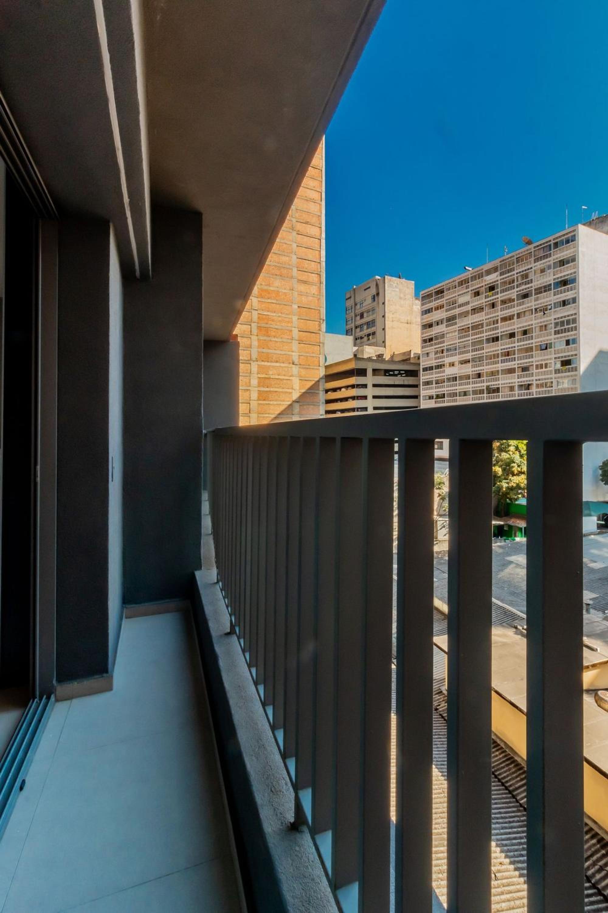 Rooftop in Consolação, practicality and comfort
