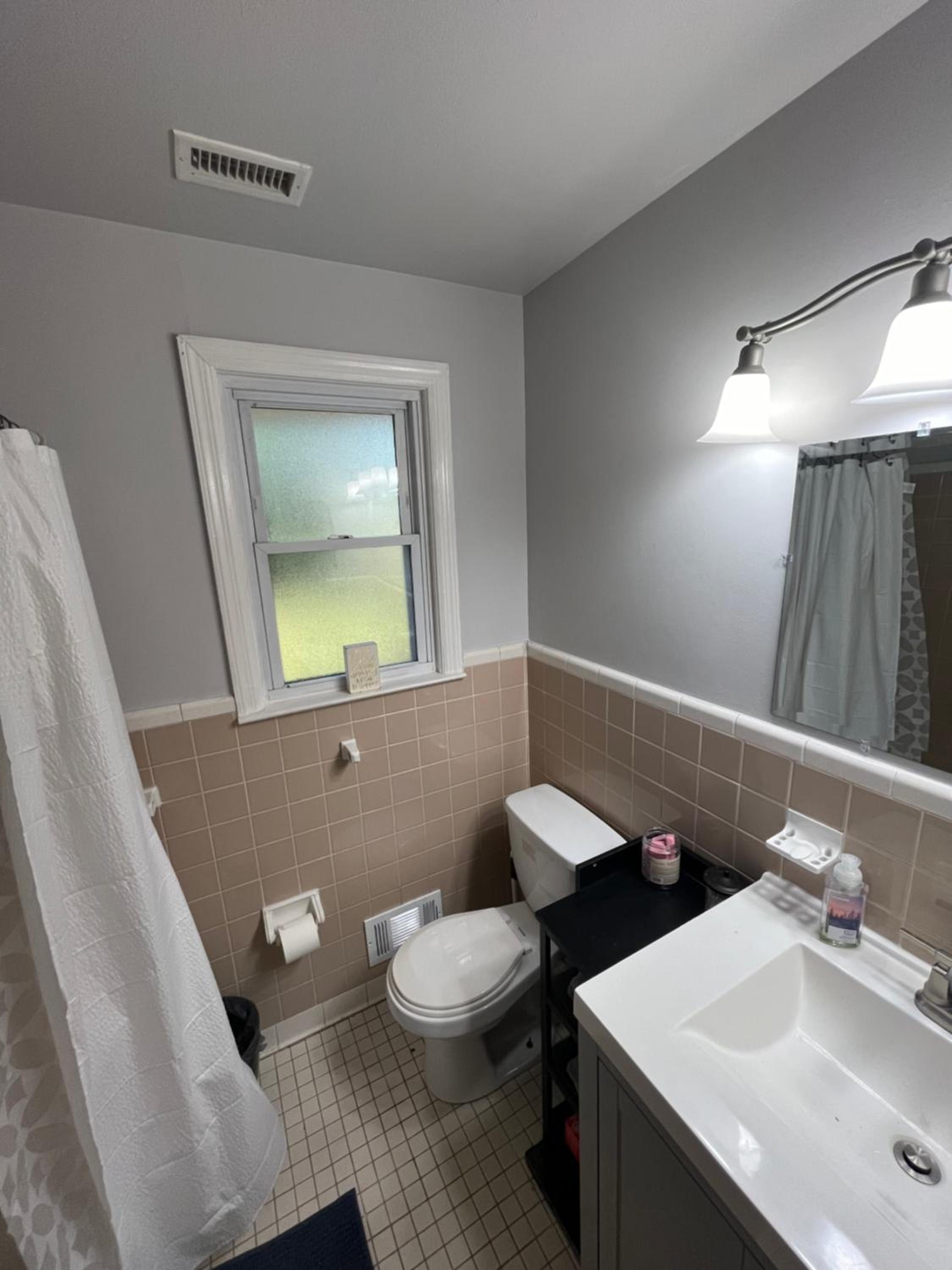 Quiet 3BR Getaway in Charleston view 3
