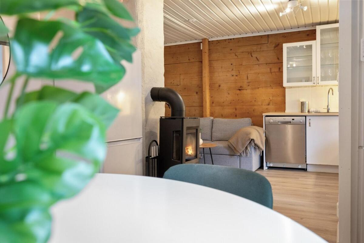 Cozy Hideaway with Private Balcony and Self Check In