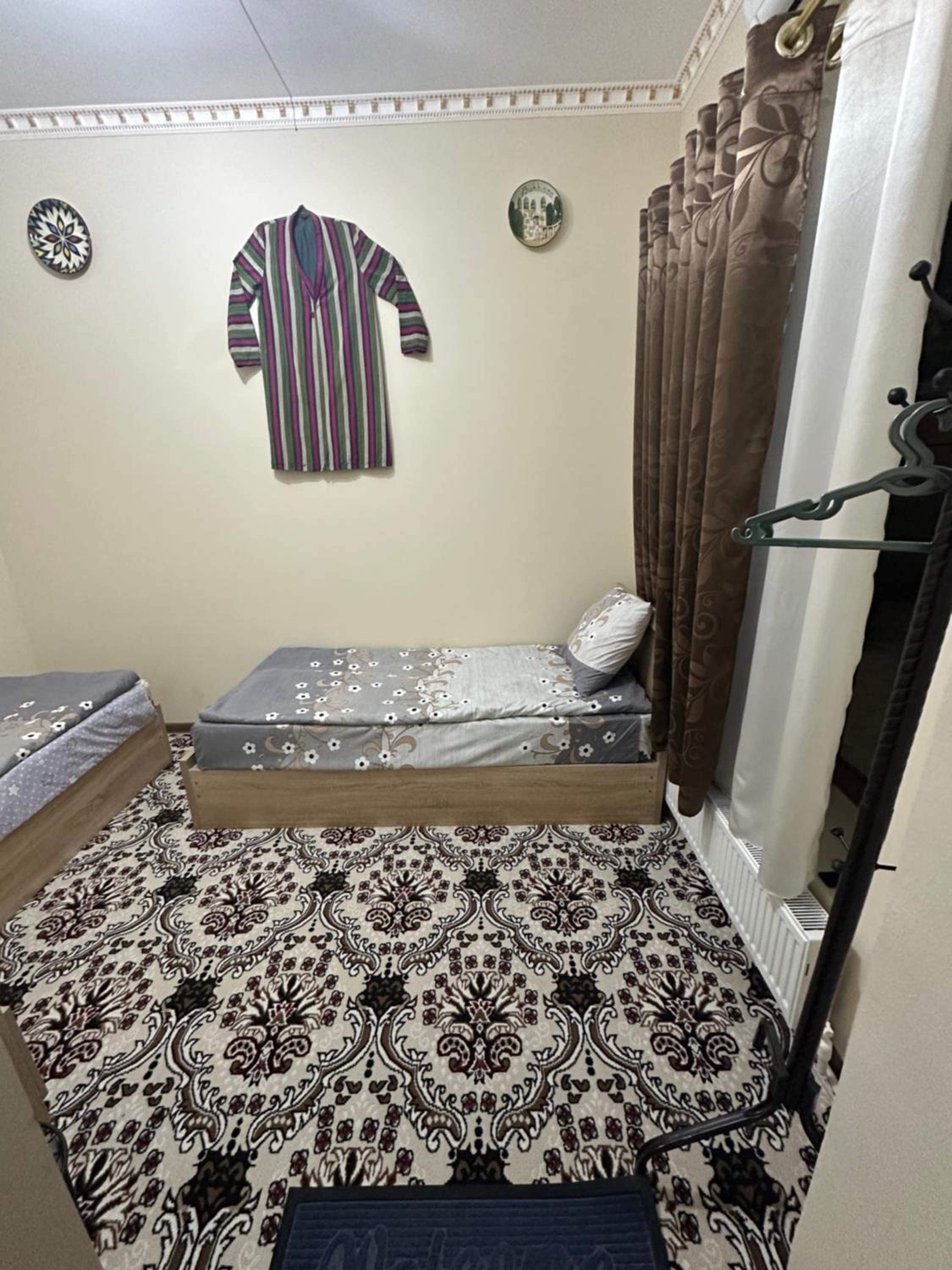Hostel Boburshokh
