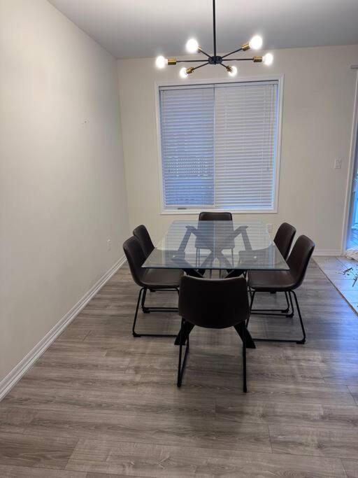 4 Bedroom Townhouse in Oakville