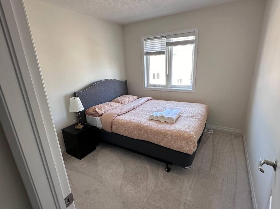 4 Bedroom Townhouse in Oakville