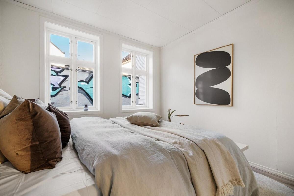 Cozy Hideaway with Private Balcony and Self Check In