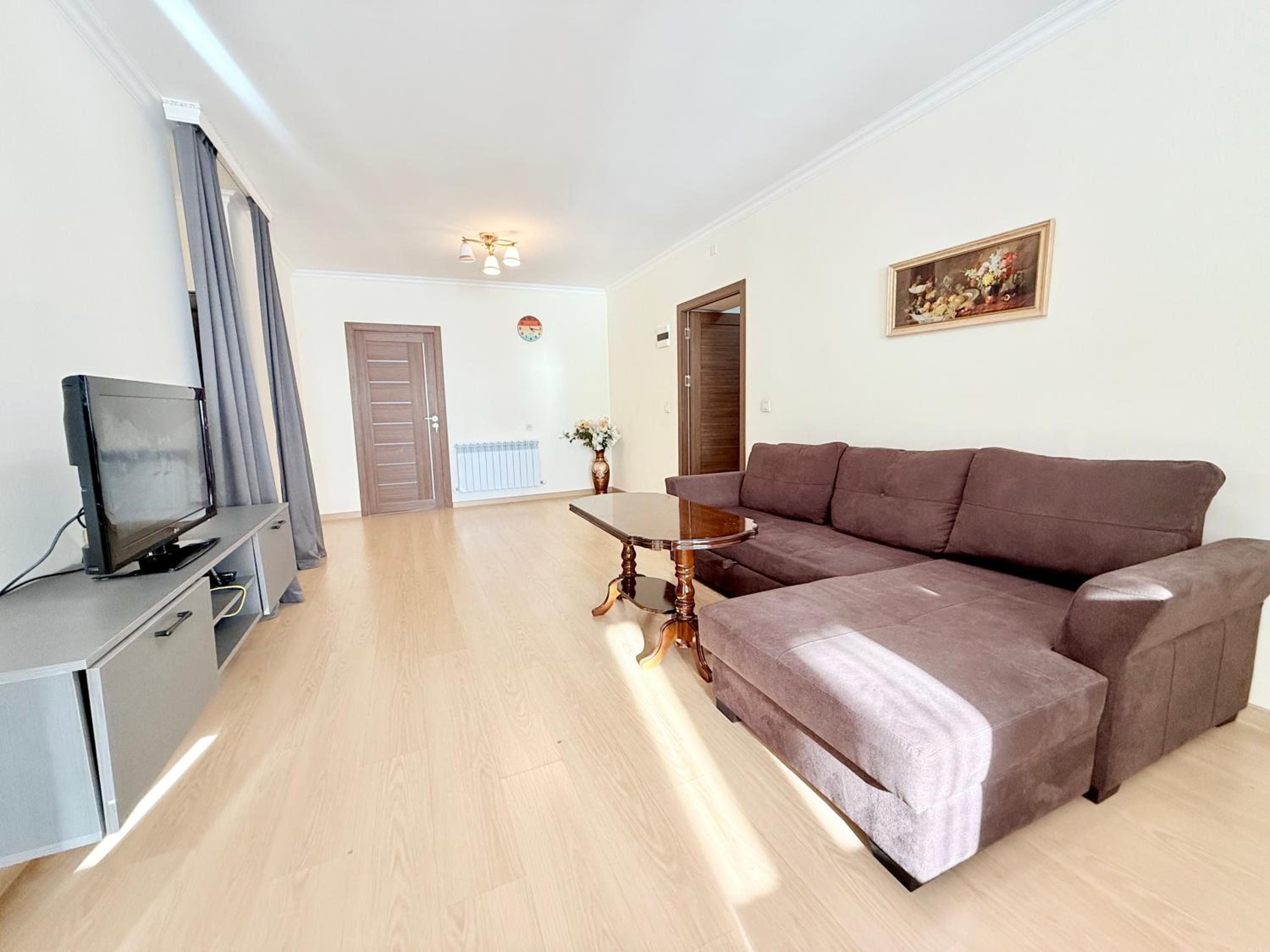 Tumanyan 31 TopHouse