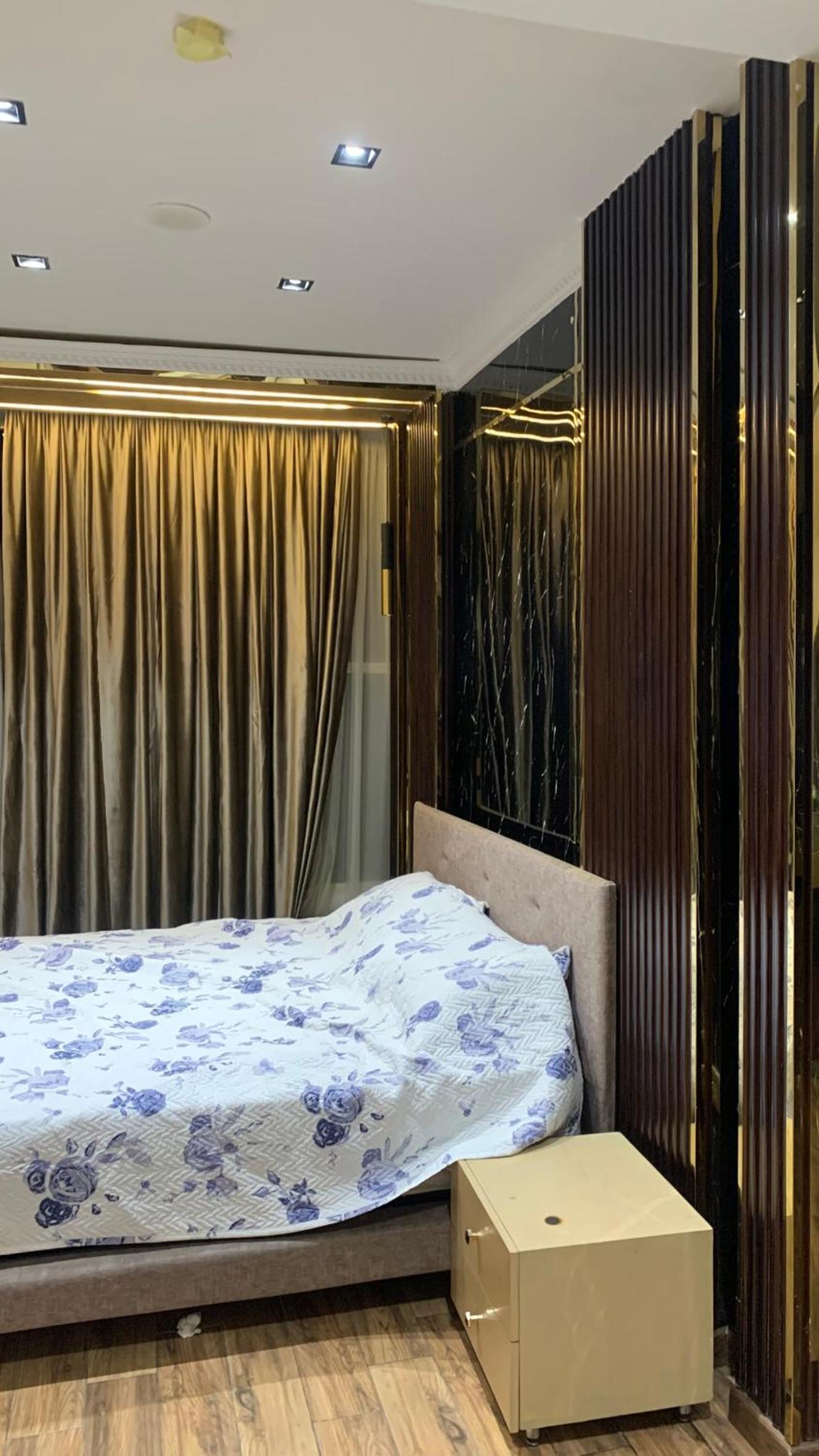The Royal Duplex