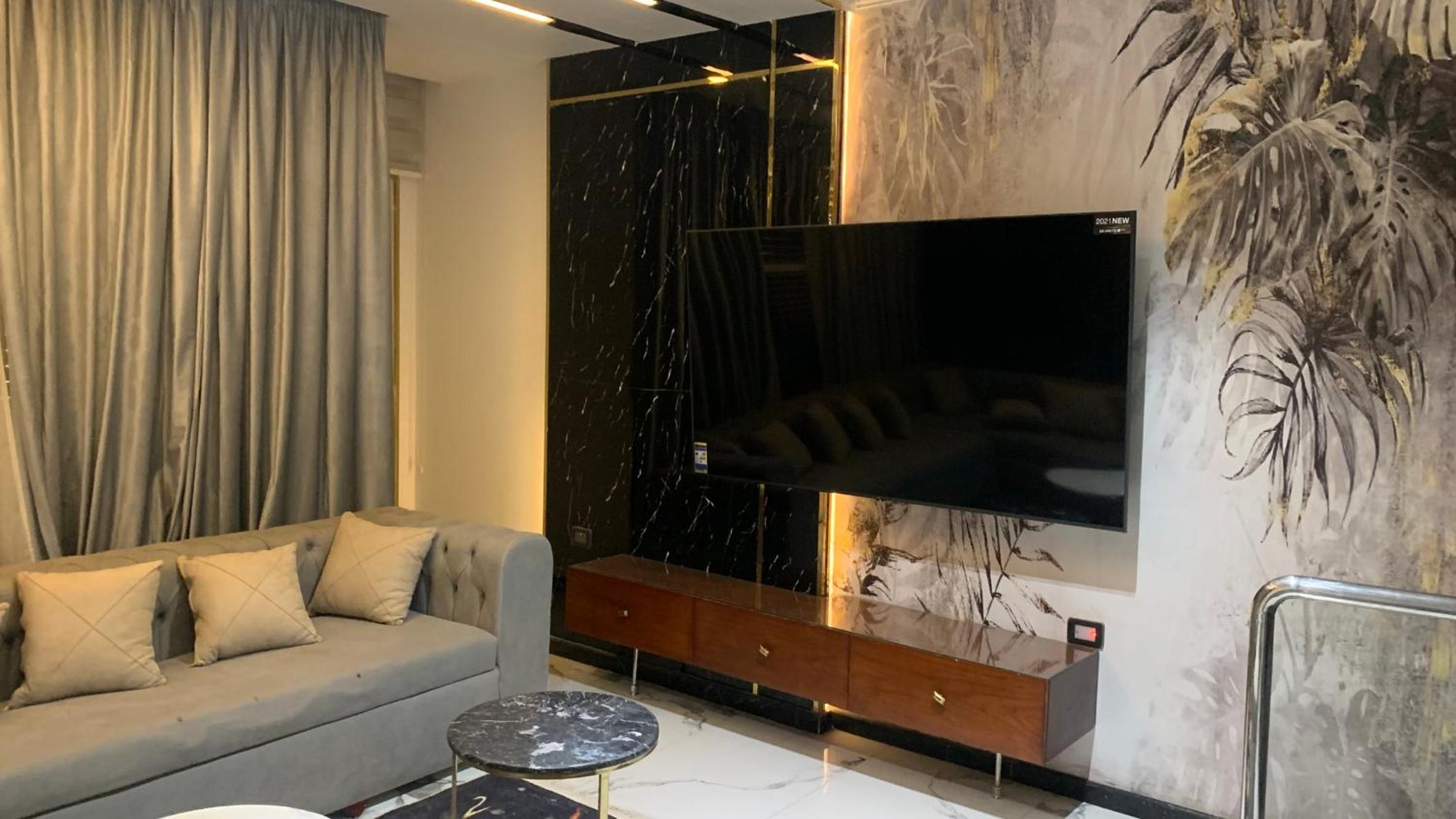 The Royal Duplex