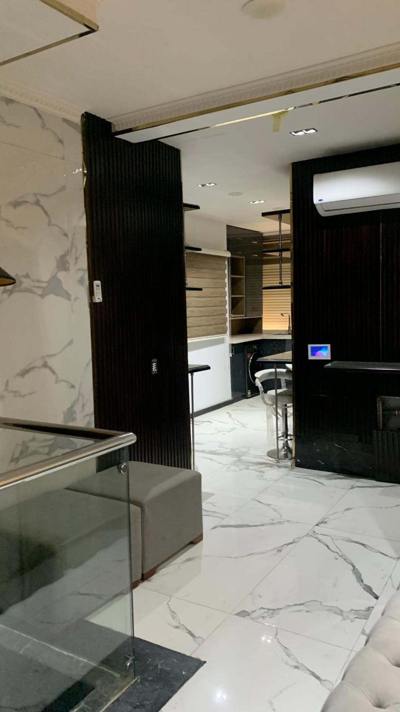 The Royal Duplex