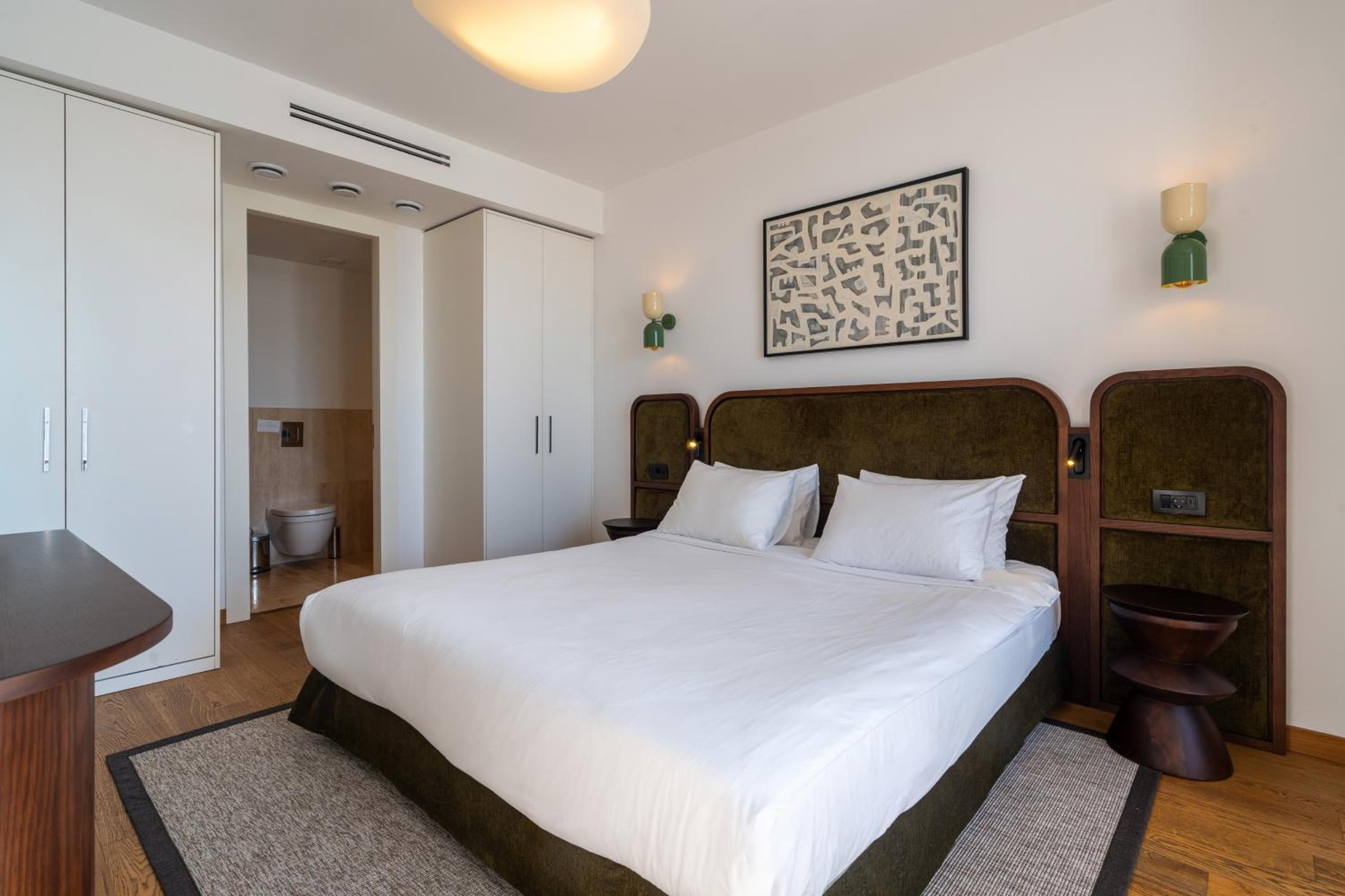 Ando Living - Taksim Gumussuyu Konukevi - Image 8