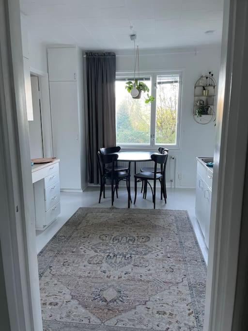 2 bedroom house central Parainen
