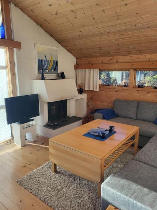 Cabin on an beautiful island with a sea view view 3