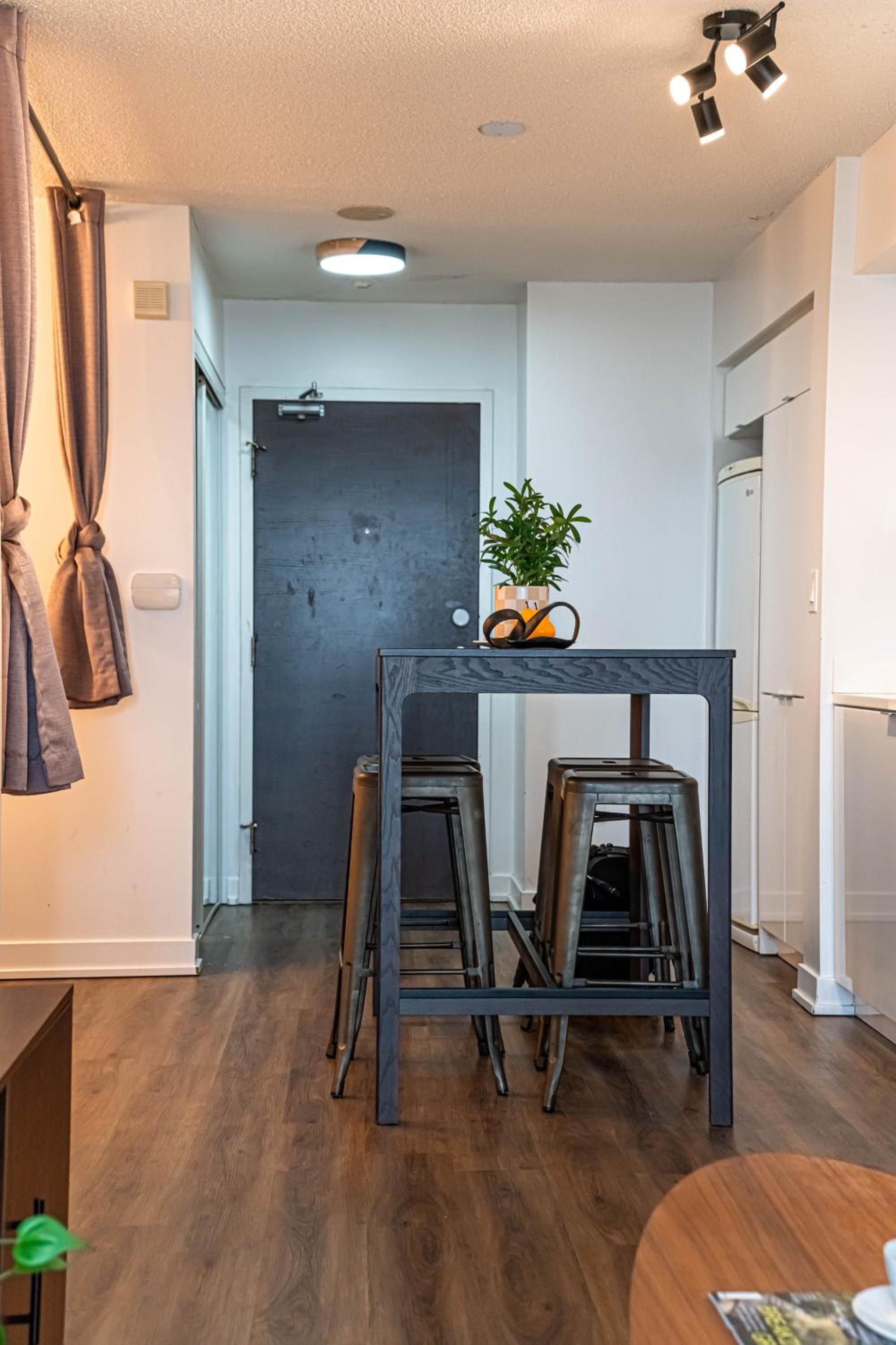 The Hideaway Hub