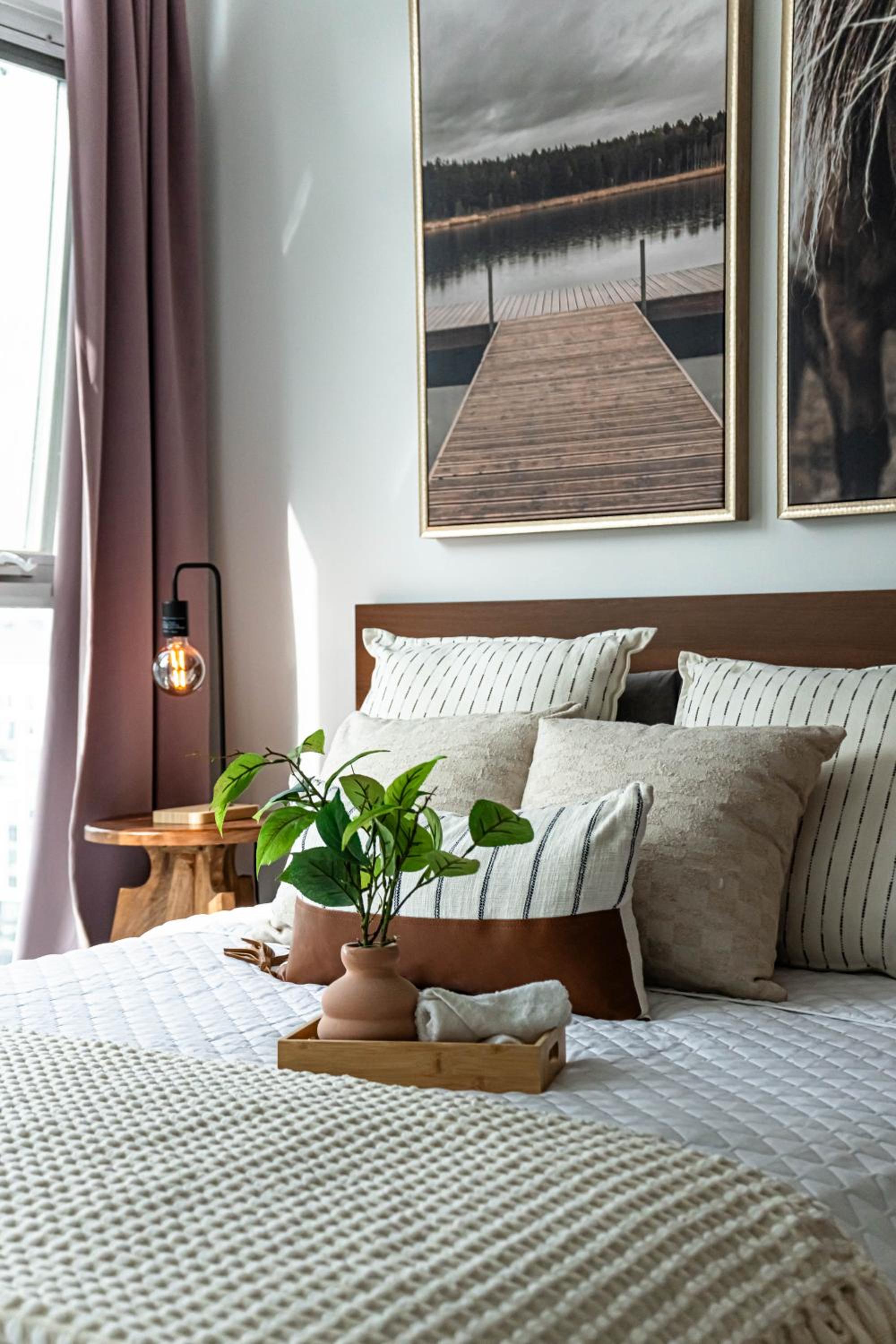 The Hideaway Hub