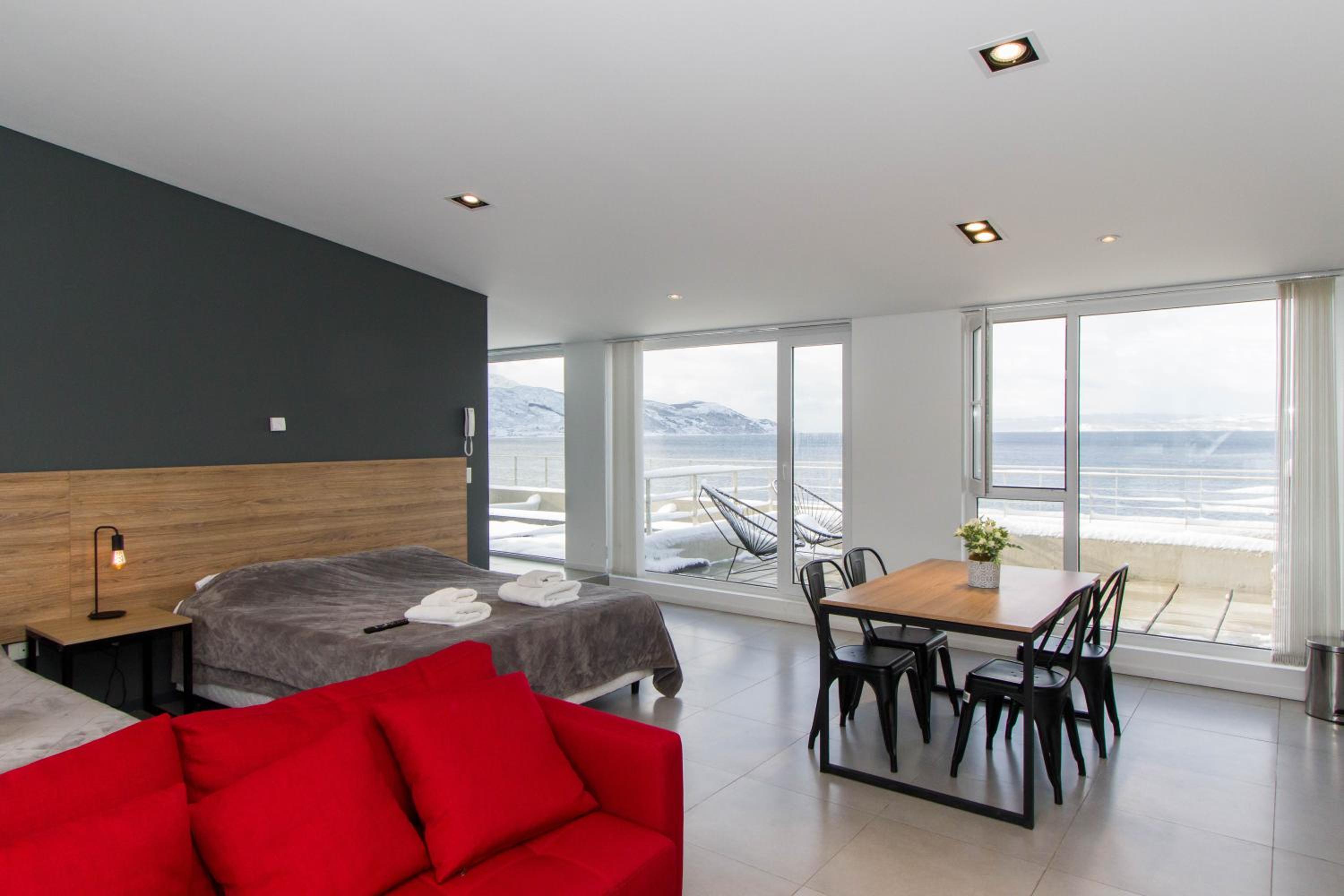 Apartamentos De la Costa