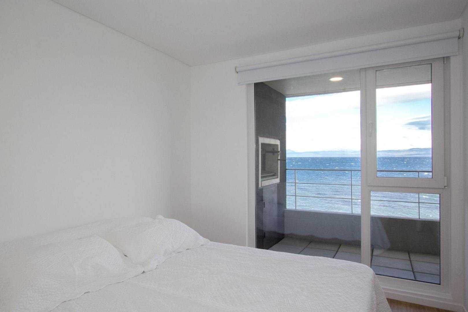 Apartamentos De la Costa