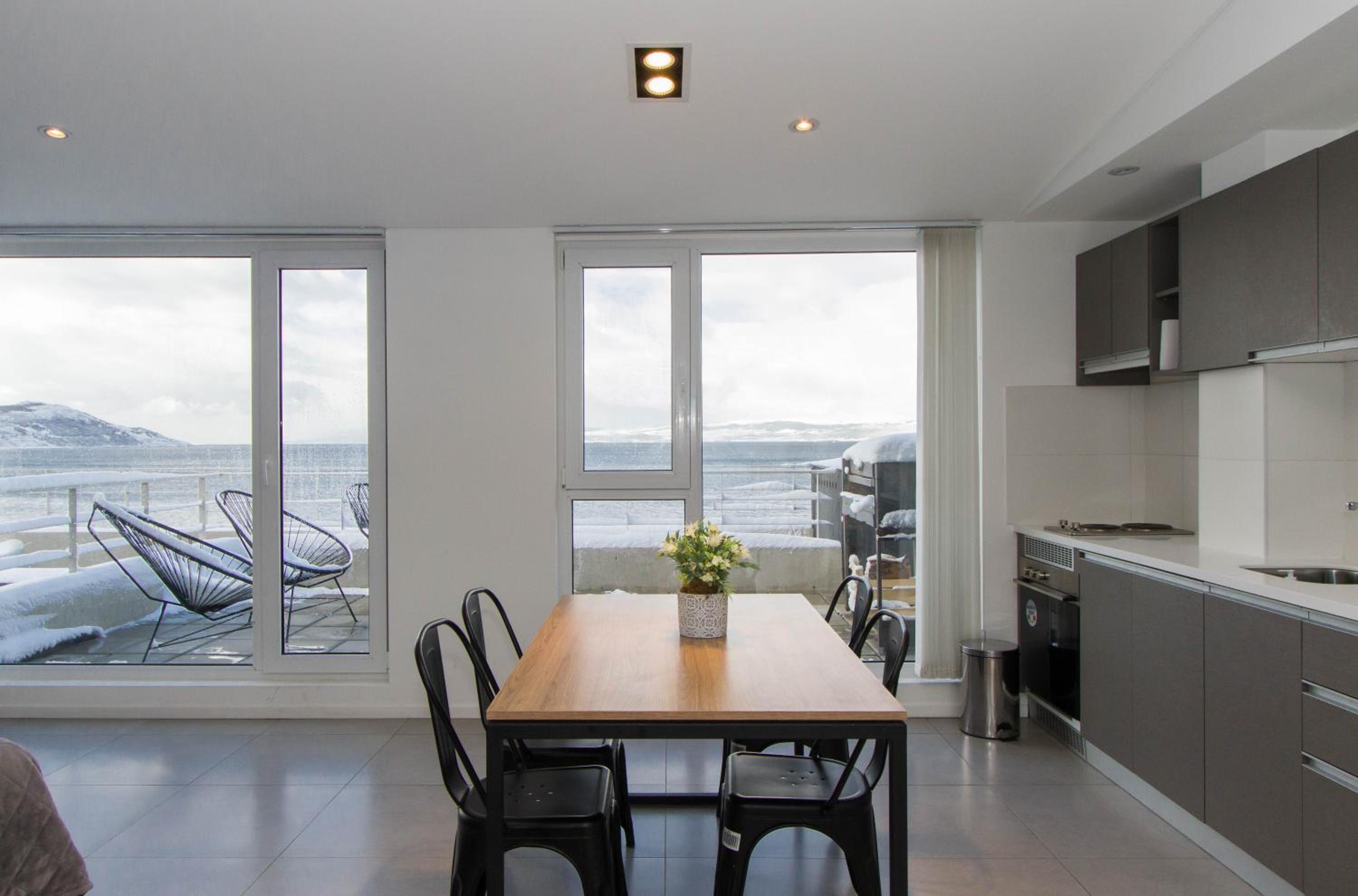 Apartamentos De la Costa