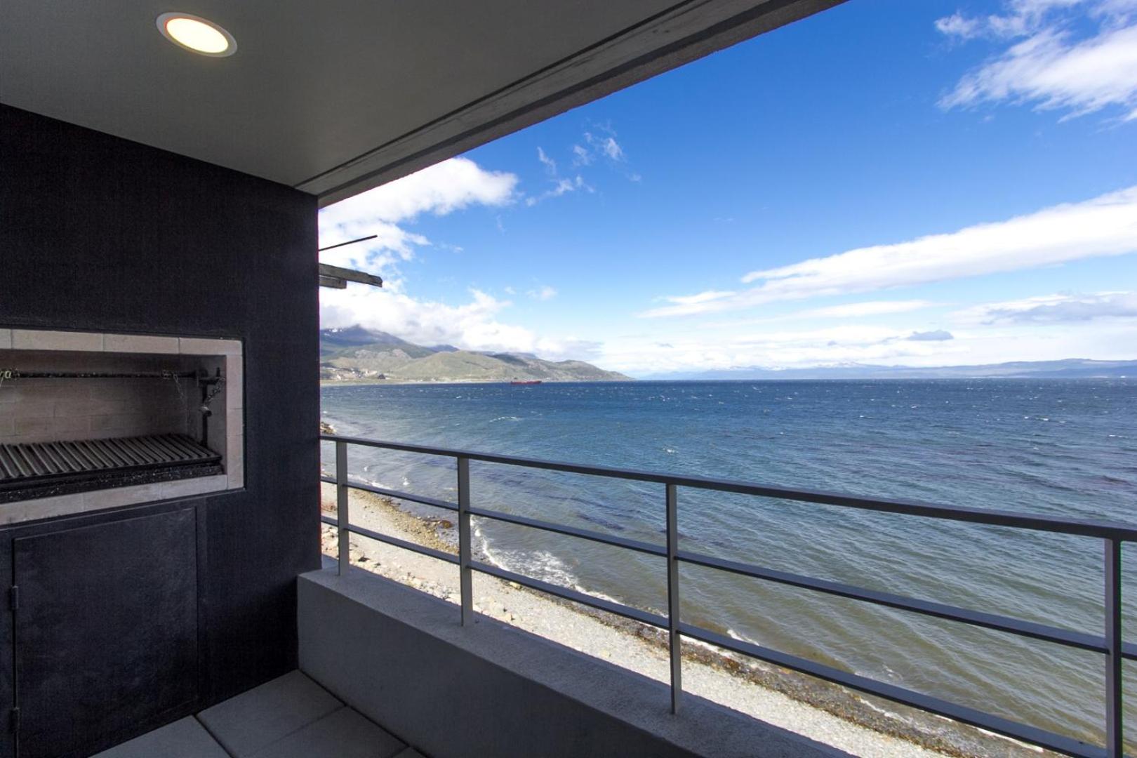 Apartamentos De la Costa