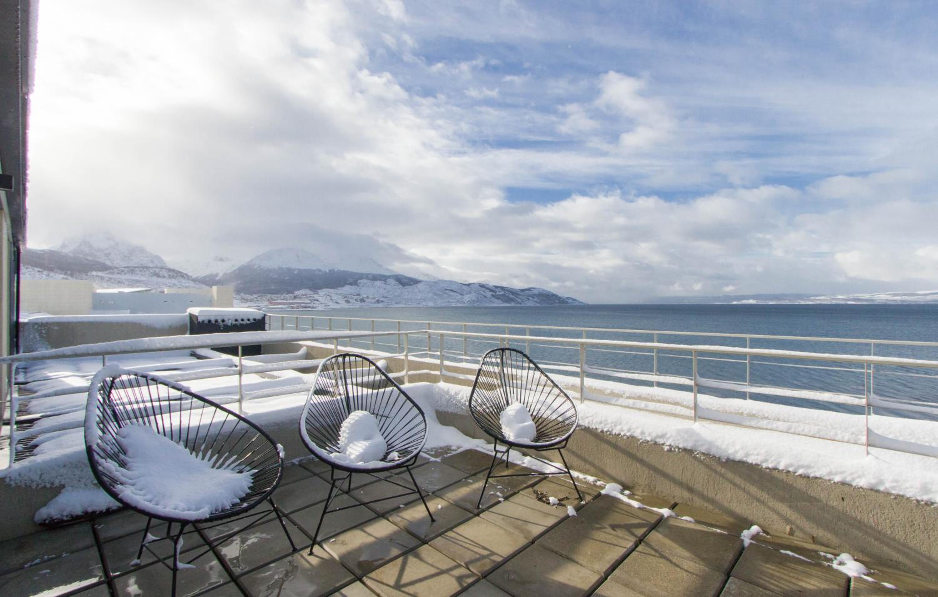 Apartamentos De la Costa