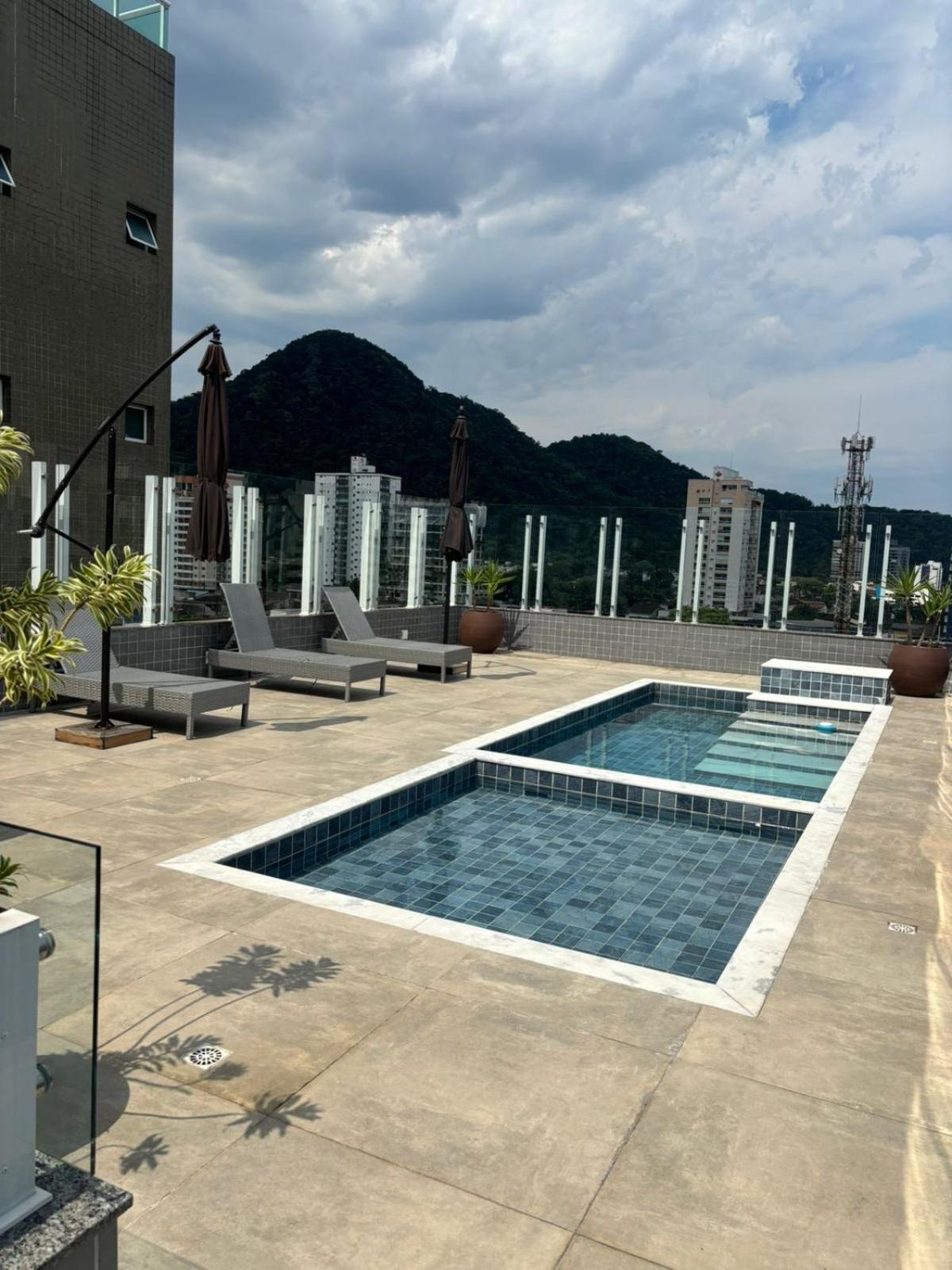 Novo Apto Canto do Forte, Rua Praia Vista Montanha, com Wi Fi, HomeBeach10, 01 Vaga de Garagem, Melhores Restaurantes ao lado