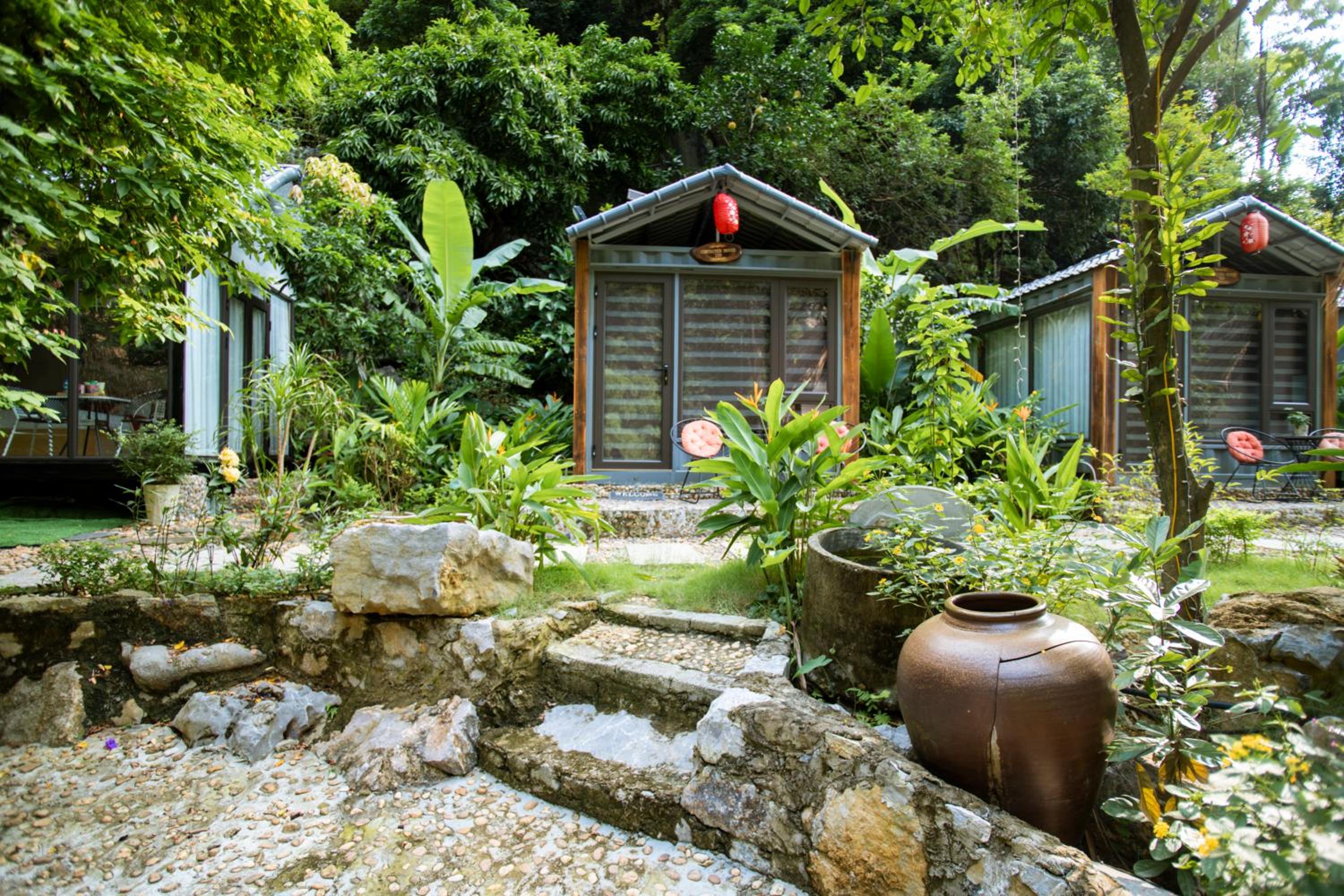 Hoang Minh Mountainside Villa