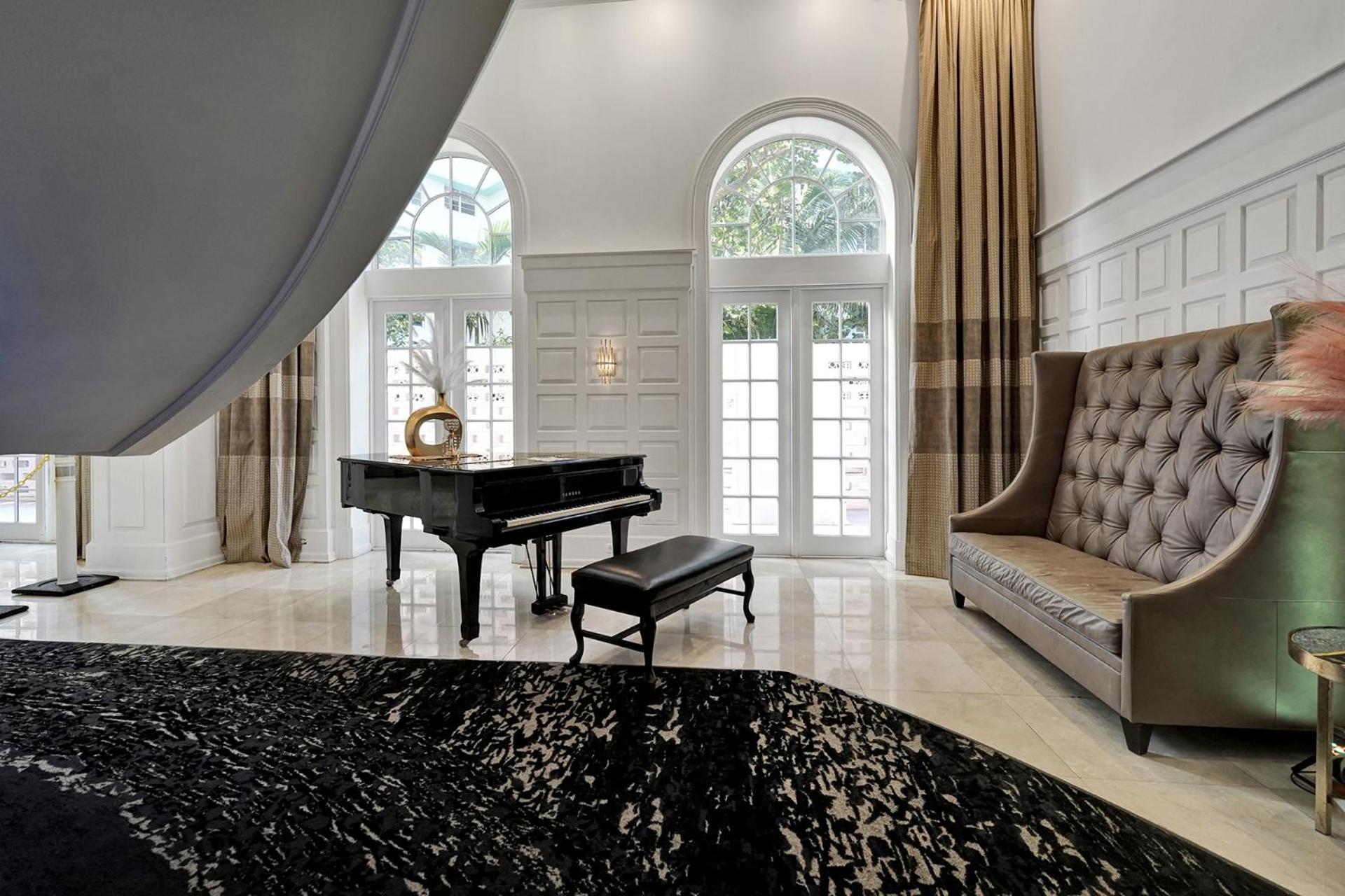 lounge